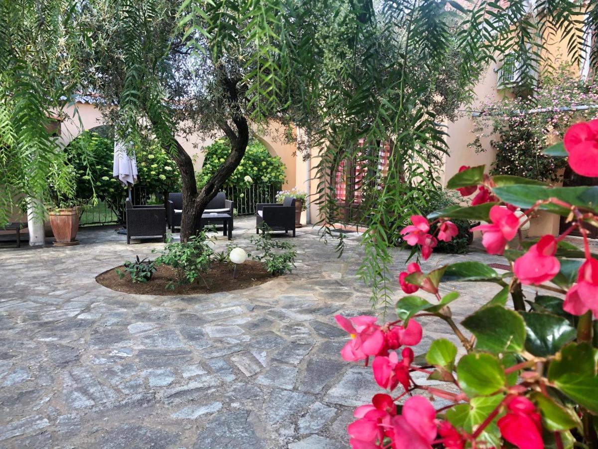 Domaine Le Clos Des Oliviers Sorbo-Ocagnano Exteriör bild